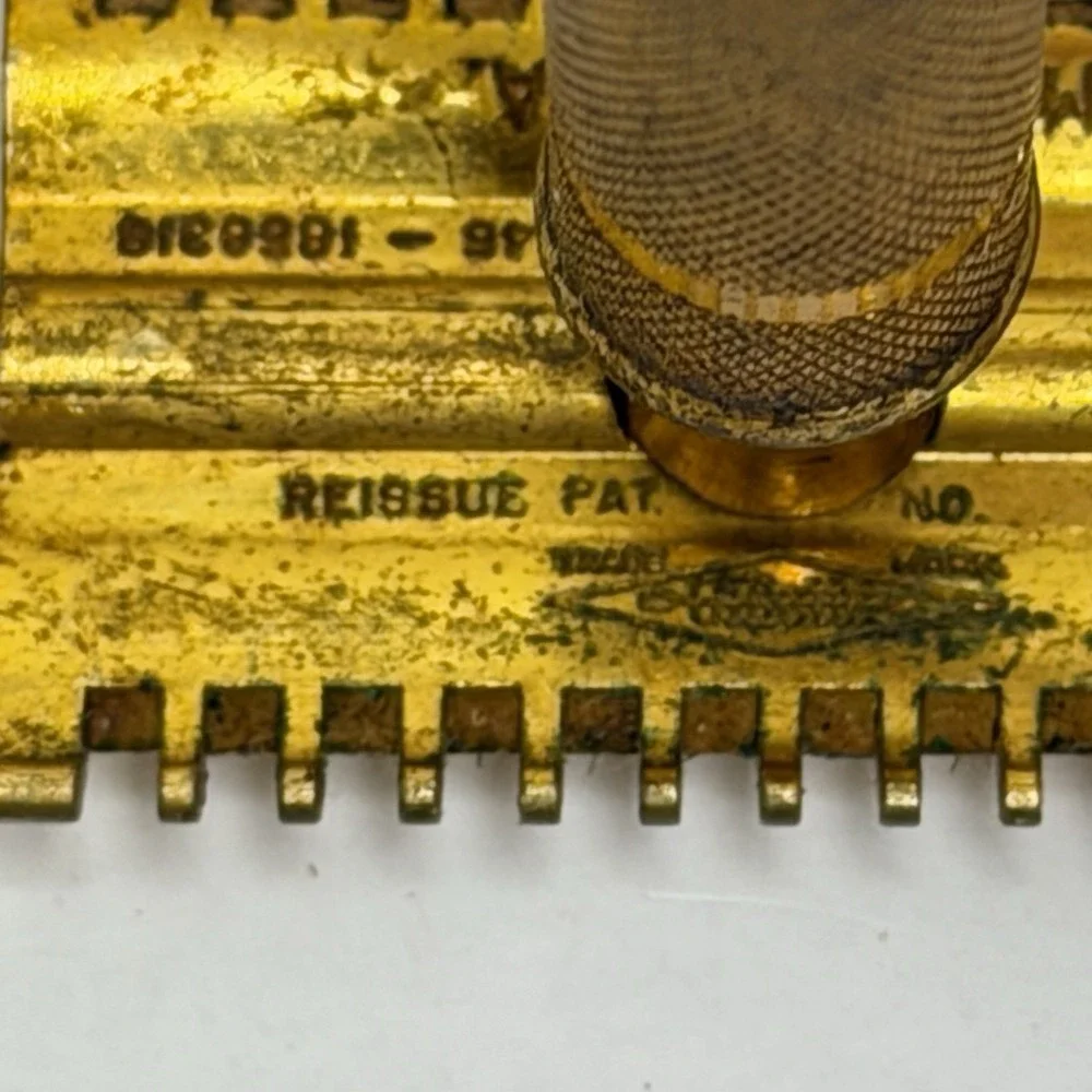 Vintage 1930s Gillette Safety Razor Gold Tone Fat Handle Comb 3-Piece USA